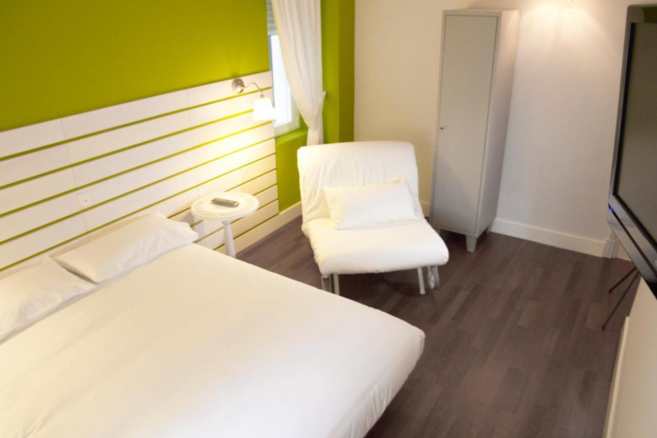 Hostal Boreal Mistral Burgos Exterior photo